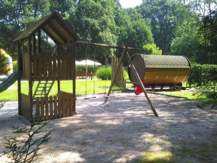 De Bron Villa Beringen Eksteriør billede