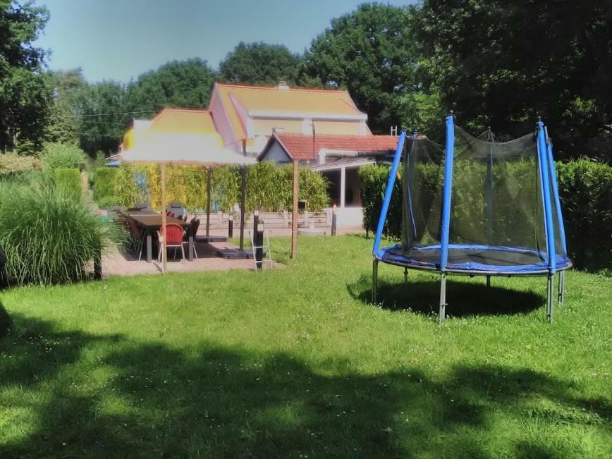 De Bron Villa Beringen Eksteriør billede
